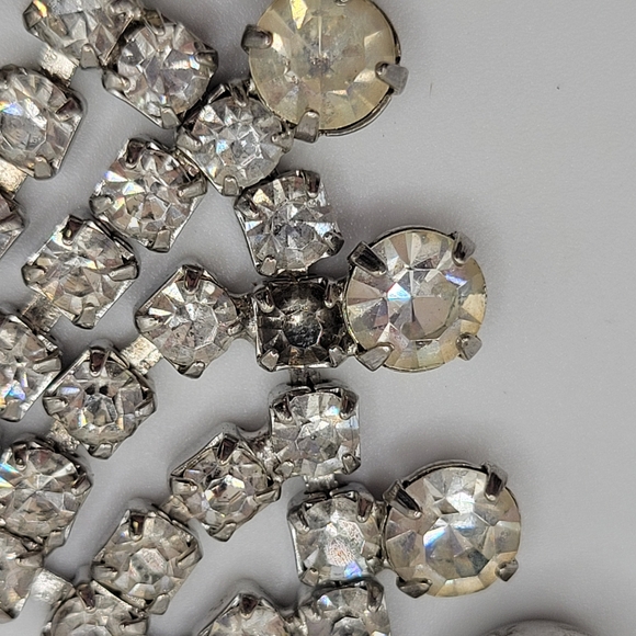 VTG Jewelry Set | Silver Tone & Clear Rhinestones | Unsigned - Picture 9 of 12